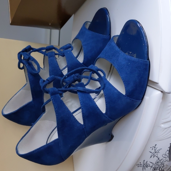 Franco Sarto Royal Blue Lace Up Deco Suede Wedge 7 - Picture 6 of 17